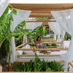 Zigo's Hotel 4*